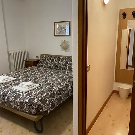 Casa de hóspedes Ambassador In Bormio, Solo Senza Colazione 3*