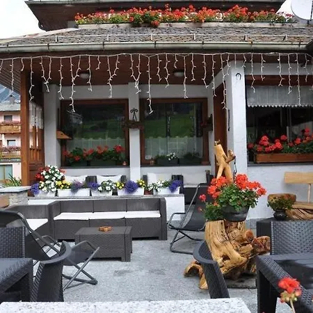 Ambassador In Bormio, Solo Senza Colazione Casa de hóspedes 3*
