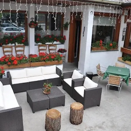 Casa de hóspedes Ambassador In Bormio, Solo Senza Colazione