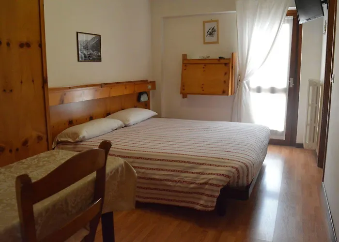 Pensjonat Ambassador In Bormio, Solo Senza Colazione 3*
