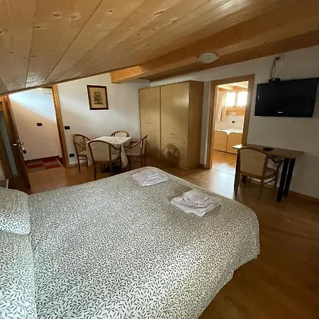 Maison d'hôtes Ambassador In Bormio, Solo Senza Colazione Bormio