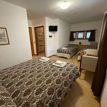 Maison d'hôtes Ambassador In Bormio, Solo Senza Colazione Bormio